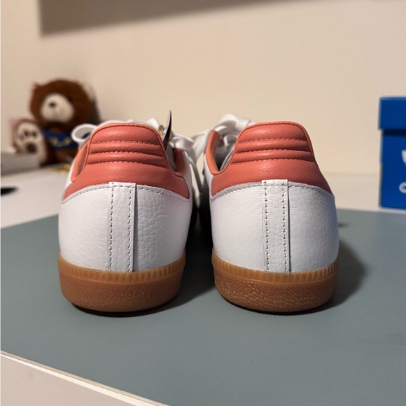 NWT Adidas Samba OG, White/Wonder Clay/Gum W7 - Picture 5 of 7